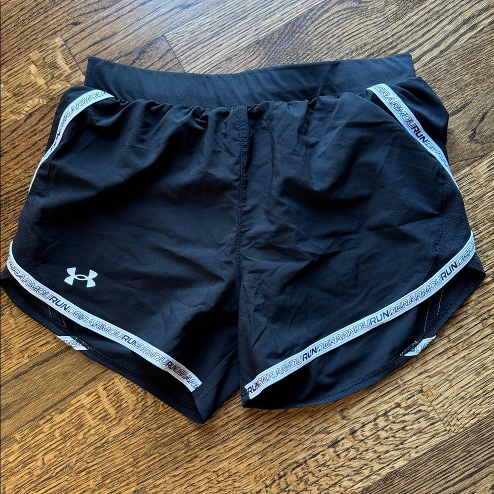Under Armour Black and White Loose Athletic Heat Gear Shorts